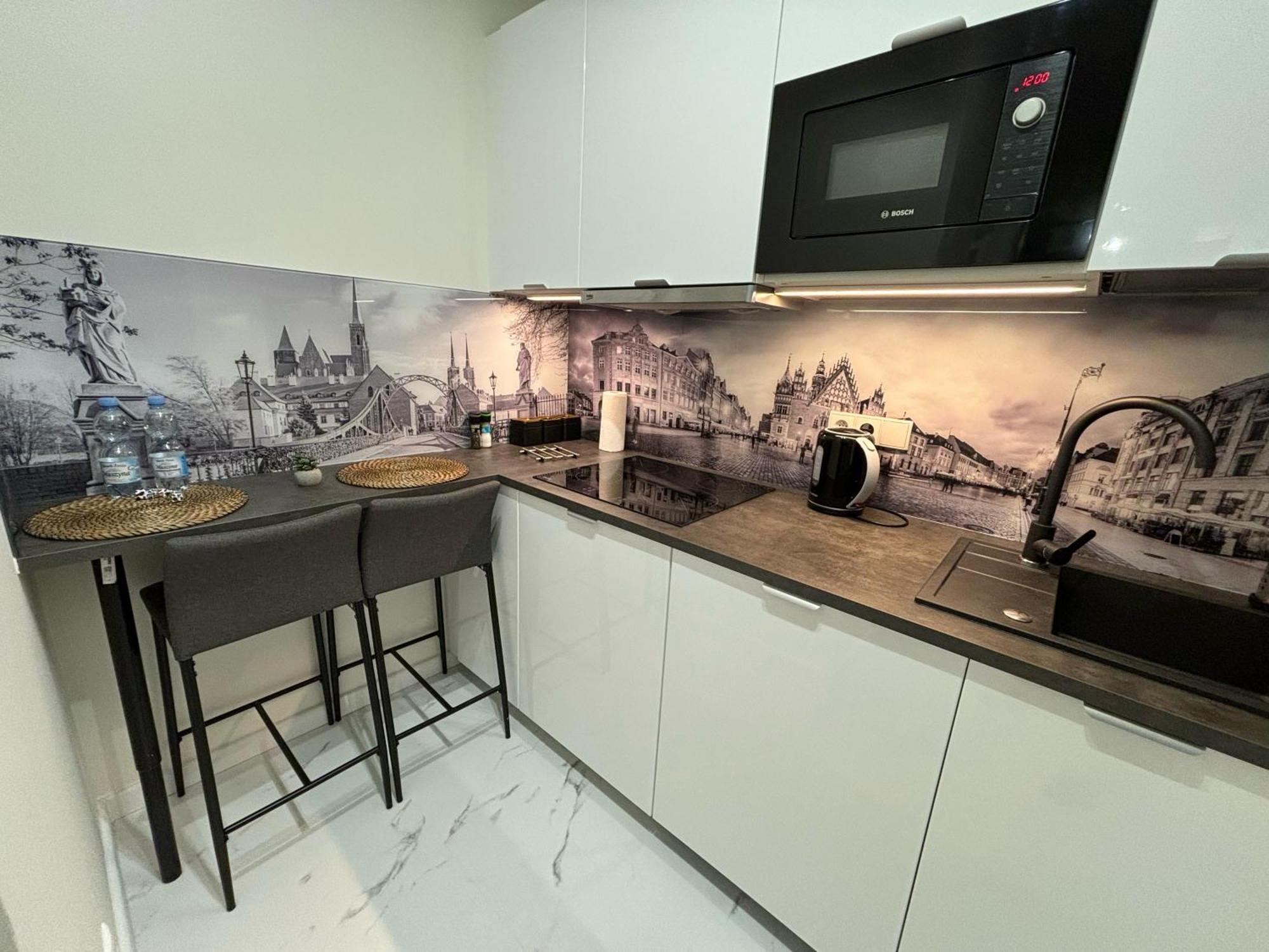 Wyjatkowe Apartamenty W Centrum Wrocław Exteriör bild