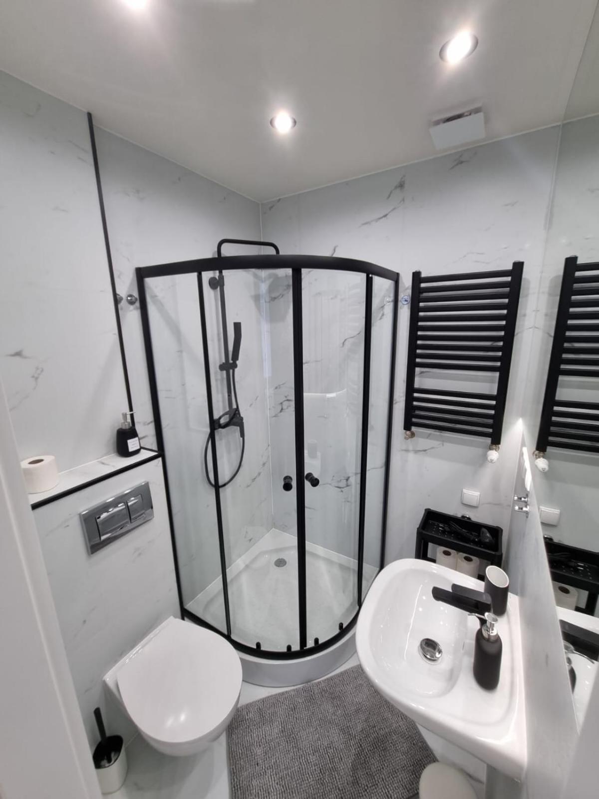 Wyjatkowe Apartamenty W Centrum Wrocław Exteriör bild