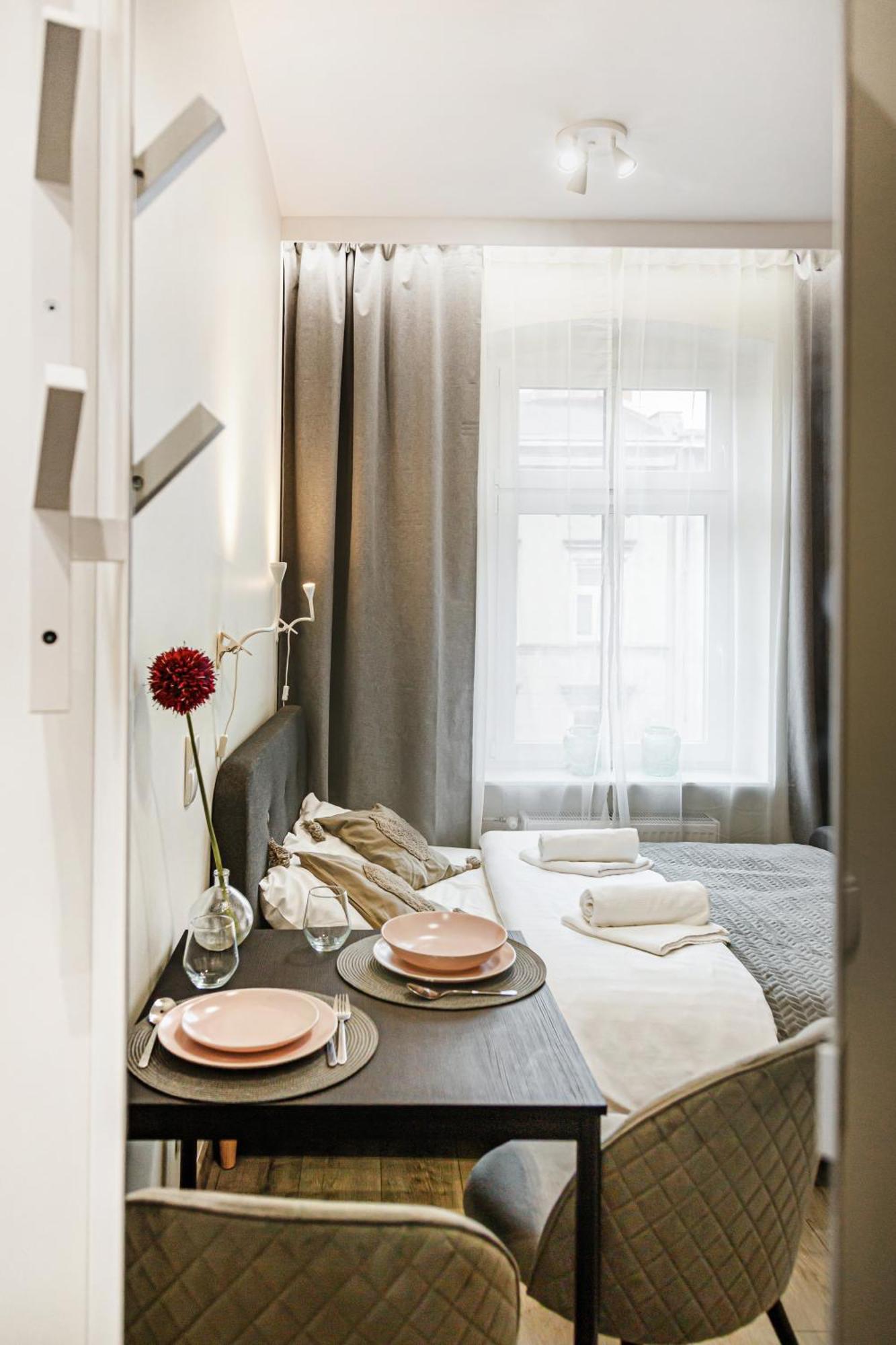 Wyjatkowe Apartamenty W Centrum Wrocław Exteriör bild