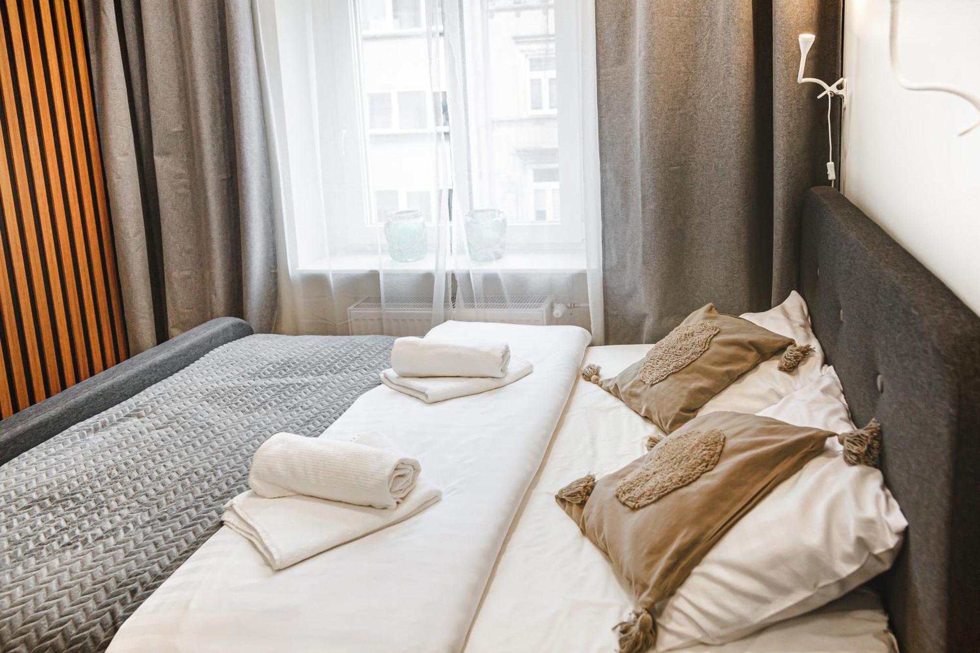 Wyjatkowe Apartamenty W Centrum Wrocław Exteriör bild